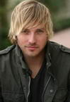 Ryan Hansen photo